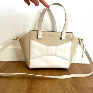 Kate Spade Beige / White Leather 2 Park Avenue Beau Tote / satchel.